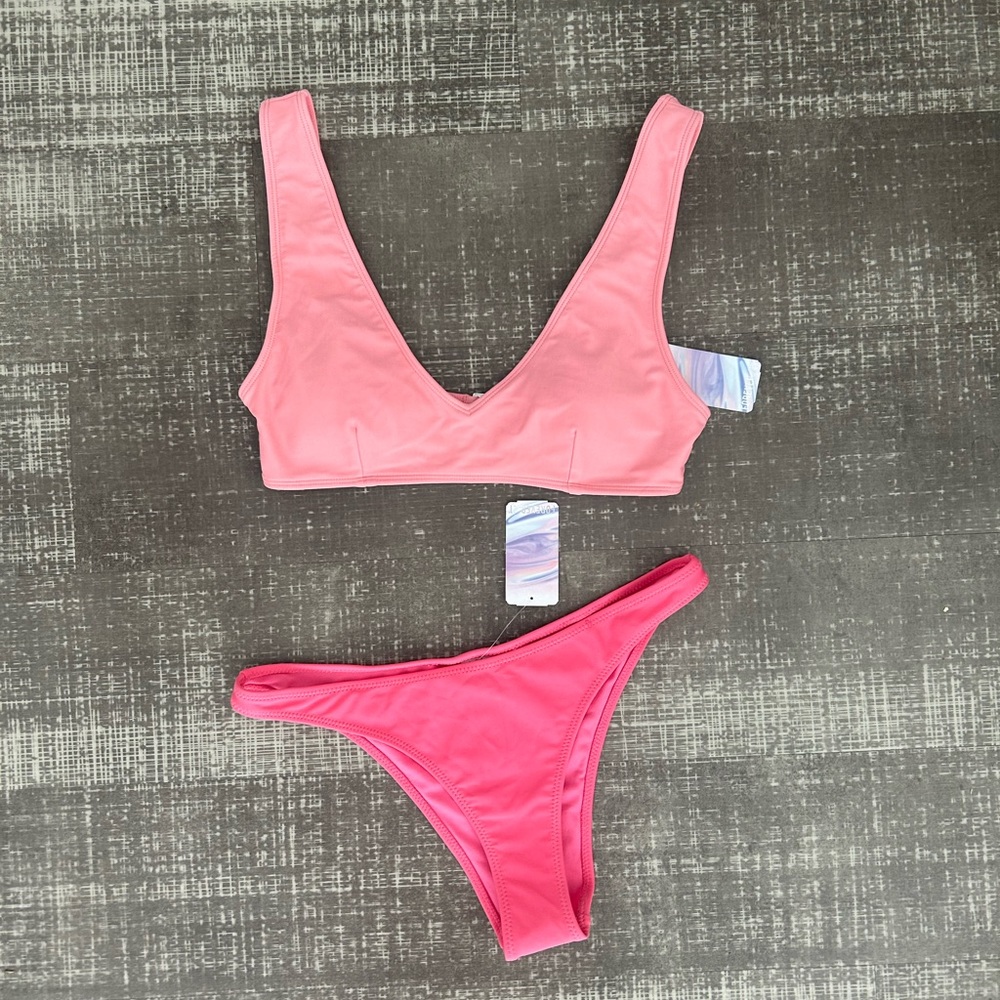 BRAND NEW! Pink 2 piece bathing suit set from forever 21
